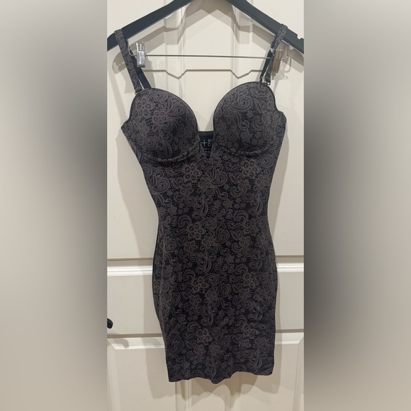 BNWOT Smooth Operator Dress Size M/34E Elegant Black Lace Mini Dress $198- read - Picture 3 of 11